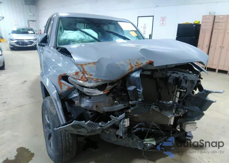 2021 Toyota Tacoma Sr5 V6 from USA, damaged, VIN 3TMCZ5ANXMM425948
